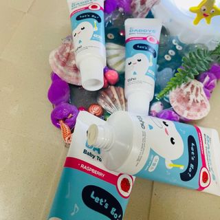 닥터데디스 안심무불소 베이비치약 60g + 여행용 미니 치약 15g — 5점을 준 리뷰어가 2022년 9월 올린 사용 사진