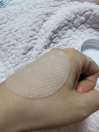 산다화 비타민씨 화이트닝 토너 패드 — 5점을 준 리뷰어가 2023년 9월 올린 사용 사진