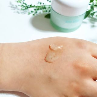 김정문알로에 큐어 큐어 알로에 리프레쉬 젤리 세럼, 큐어 알로에 하이드로 젤리 크림 — 5점을 준 리뷰어가 2021년 3월 올린 사용 사진