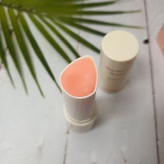 트윙클라 안티링클 샤이닝 멀티밤 — 5점을 준 리뷰어가 2022년 6월 올린 사용 사진
