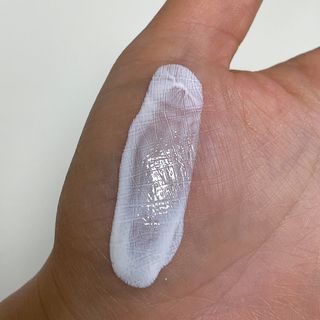 아이레시피 마일드 히알루로닉 모이스트 업 선스크린 SPF50+ PA++++ — 4점을 준 리뷰어가 2023년 6월 올린 사용 사진