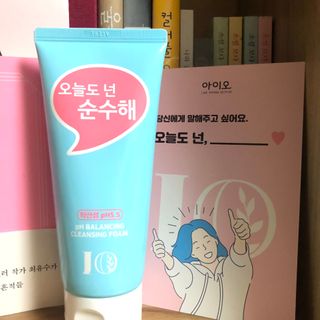 IO 아이오 오늘도 넌 순수해 - 약산성 클렌징폼 — 4.5점을 준 리뷰어가 2021년 2월 올린 사용 사진