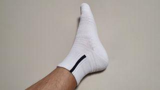[사이즈가 있는 양말 필로이] 남자 골프 스포츠 발목 양말 2족 세트【 S, M, L, XL】4가지 사이즈 — 5점을 준 리뷰어가 2022년 8월 올린 사용 사진