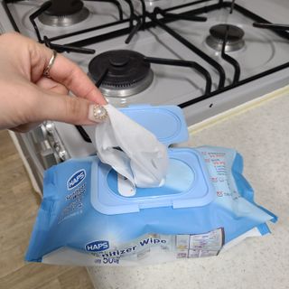 햅스 세균없는 주방 대형 2팩, HAPS sanitizer wipe — 5점을 준 리뷰어가 2022년 2월 올린 사용 사진