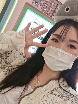 [숨그림]  덴탈마스크 짱구 우리아이 그리고 내가 쓰는 믿을수있는 케릭터 마스크  16종 — 5점을 준 리뷰어가 2021년 10월 올린 사용 사진
