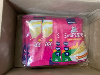비타크래프트 고양이 수프 50g 3가지맛 x4팩씩 총 12팩 — 5점을 준 리뷰어가 2021년 10월 올린 사용 사진