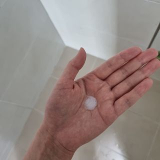프리마인 더이상 뻣뻣하고 효과없는 탈모샴푸는 NO. 근본부터 케어하는 셀베이스 그린티샴푸(500ml) — 5점을 준 리뷰어가 2023년 1월 올린 사용 사진