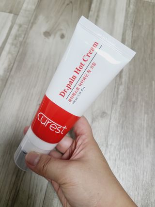 건강누리인터내셔날 큐어레스트 스포츠 마사지 닥터페인 바디 핫 롤링 볼 크림(100ml) — 2점을 준 리뷰어가 2022년 3월 올린 사용 사진