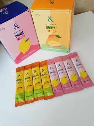비타앤C 레몬맛, 망고맛 — 5점을 준 리뷰어가 2021년 4월 올린 사용 사진