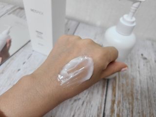 엠디스픽 무향 바리스타 핸드크림 대용량 250g — 5점을 준 리뷰어가 2022년 11월 올린 사용 사진