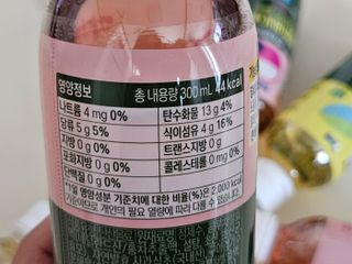더그레잇티 콤부차 [매일유업] 더그레잇티 44kcal 콤부차 300ml *12개입 (오리지널 6개+베리리치 6개) — 4.5점을 준 리뷰어가 2023년 8월 올린 사용 사진