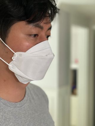 에버그린 순면 끈조절 KF94 마스크 - 화이트 30매 — 5점을 준 리뷰어가 2021년 4월 올린 사용 사진