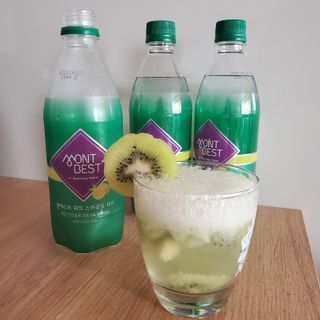 몽베스트 Montbest with Sparkling water Lemon OR Lime 20병(랜덤) — 5점을 준 리뷰어가 2021년 10월 올린 사용 사진