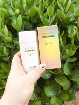 아이레시피 모이스트터치 스포츠 선밀크 50ml (SPF50+ PA+++) — 5점을 준 리뷰어가 2023년 6월 올린 사용 사진
