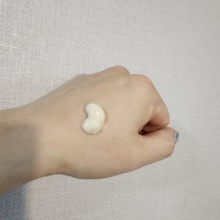 [후르디아] 올리브영 저자극 비건바디로션 — 5점을 준 리뷰어가 2023년 2월 올린 사용 사진