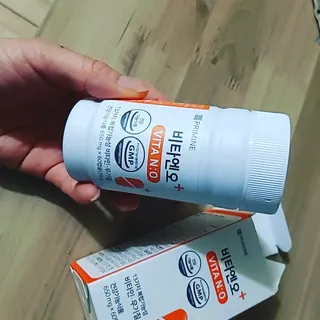프리마인 성큼다가온 봄, 이너뷰티를 챙겨야 피부도 화사하게, 컨디션도 활기차게. 흡수율을 높인 고효율 비타민. — 5점을 준 리뷰어가 2022년 5월 올린 사용 사진
