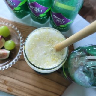 몽베스트 Montbest with Sparkling water Lime20병 — 5점을 준 리뷰어가 2022년 10월 올린 사용 사진