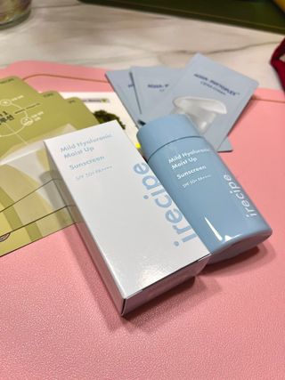아이레시피 마일드 히알루로닉 모이스트 업 선스크린 SPF50+ PA++++ — 5점을 준 리뷰어가 2023년 6월 올린 사용 사진