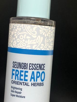 조아산코스메틱 승비 에센스 프리아포 오리엔탈 허브 크림 + 승비 에센스 프리아포 오리엔탈 허브 스킨 SET — 4점을 준 리뷰어가 2021년 11월 올린 사용 사진