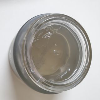 [NEW_버진팜스 푸딩수딩] 투명 푸딩젤이 선사하는 빠른 진정과 깨끗한 피부결 정돈 — 5점을 준 리뷰어가 2021년 8월 올린 사용 사진
