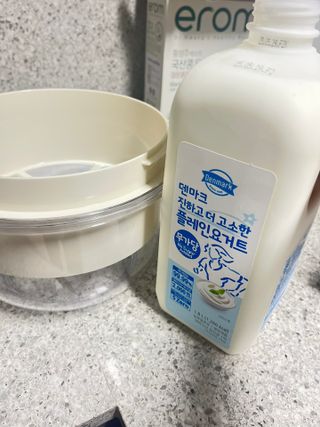 프리_[덴마크] 진하고 더 고소한 플레인 요거트 1.8L — 5점을 준 리뷰어가 2025년 5월 올린 사용 사진