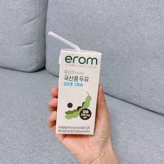 이롬 erom 황성주박사의 국산콩 두유 검은콩 고칼슘 — 5점을 준 리뷰어가 2020년 12월 올린 사용 사진