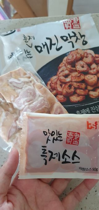 백석푸드시스템 [매진] 맛있는 훈제막창 200g 소스 50g — 5점을 준 리뷰어가 2021년 6월 올린 사용 사진