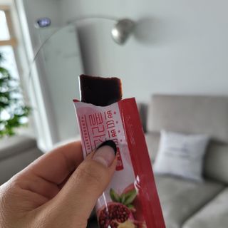 헬스업_쁘띠쁘띠석류콜라겐젤리_20g x 14포 — 5점을 준 리뷰어가 2021년 3월 올린 사용 사진