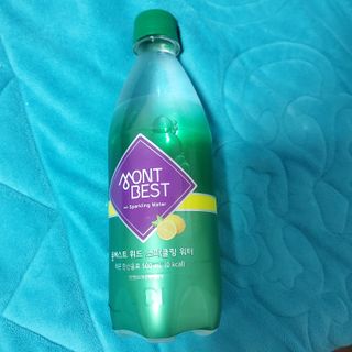 몽베스트 Montbest with Sparkling water Lemon OR Lime 20병(랜덤) — 5점을 준 리뷰어가 2023년 3월 올린 사용 사진