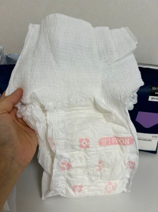 N[템포 ] 패드 내추럴 순면 입는 오버나이트 5P * 2개 — 5점을 준 리뷰어가 2024년 2월 올린 사용 사진