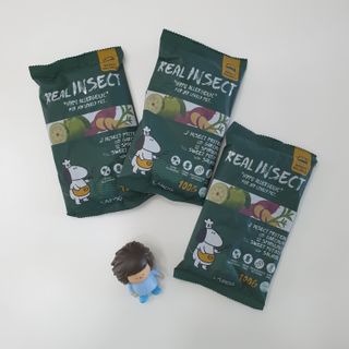 [푸디웜] 라포그  리얼인섹트 웨이트밸런스 저알러지 강아지 사료  1.2KG — 5점을 준 리뷰어가 2021년 7월 올린 사용 사진