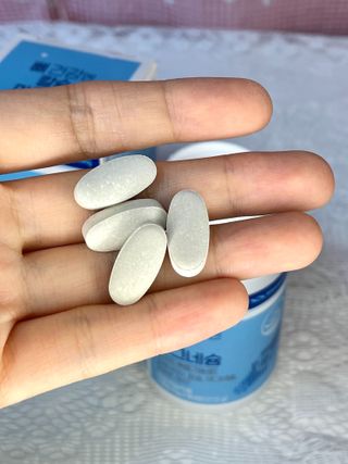 광동생활건강 뼈 건강엔 칼슘마그네슘 90정 3개월분 — 5점을 준 리뷰어가 2023년 5월 올린 사용 사진