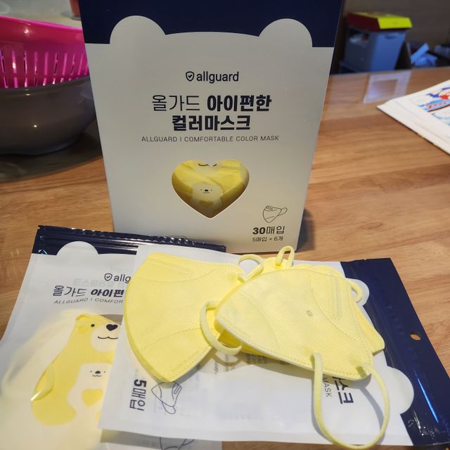 [올가드] 유아용 아이편한 컬러마스크 소형 (30매)*1BOX - (4종 택 1) 리뷰 사진