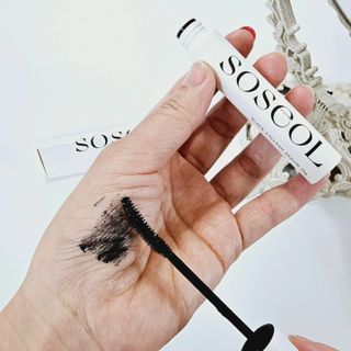 더소설 소설 블랙아이래쉬 세럼 10g(SOSEOL BLACK EYELASH SERUM 10g) — 5점을 준 리뷰어가 2023년 12월 올린 사용 사진