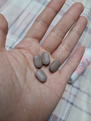 닥터피엔티 [Dr.PNT] 하루 2알로 건강한 다이어트! 한겨울에도 체지방만 쏙~ 슬림핏 다이어트 — 4점을 준 리뷰어가 2023년 3월 올린 사용 사진