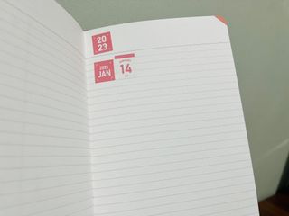 리훈 2023년 하고싶은말다이어리 (세로/정사각 중 택 1, 베이지/블루 중 택 1) — 5점을 준 리뷰어가 2023년 1월 올린 사용 사진