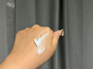 [위켄더스] 끈적임 없이 수분감을 채워주는 핸드& 바디로션 1종 랜덤발송 — 5점을 준 리뷰어가 2022년 5월 올린 사용 사진