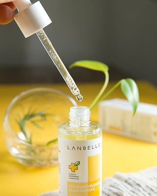 랑벨 비타 에너지 잡티 앰플 50ml 고농축 비타민, 저자극, 수분 촉촉, 미백 앰플 — 5점을 준 리뷰어가 2022년 3월 올린 사용 사진