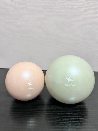 트라택 쿠셔닝 웨이트볼 0.5kg + 1kg SET — 5점을 준 리뷰어가 2022년 6월 올린 사용 사진