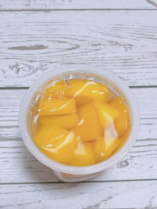 돌 MF[Dole] 파인애플컵/망고컵/복숭아컵 198g 6입X1박스 (맛 1가지 랜덤 발송) — 5점을 준 리뷰어가 2024년 5월 올린 사용 사진