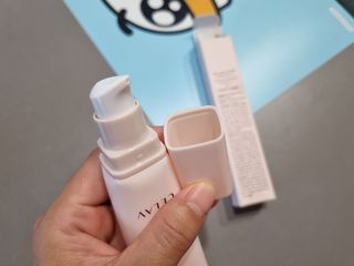 프리마인 선크림만 바꿨을 뿐인데 매일 물 2L챙겨먹고 기초케어 완벽하게 한 물빛피부 완성,셀라브UV프로텍터 — 5점을 준 리뷰어가 2023년 7월 올린 사용 사진