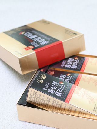 서울약사신협_투데이홍삼정플러스스틱_10g x 30포 — 5점을 준 리뷰어가 2021년 1월 올린 사용 사진