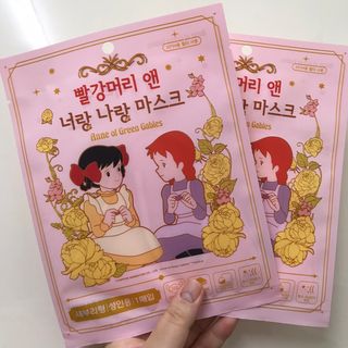 [숨그림]  덴탈마스크 짱구 우리아이 그리고 내가 쓰는 믿을수있는 케릭터 마스크  16종 — 5점을 준 리뷰어가 2021년 10월 올린 사용 사진