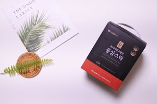 [푸름웰니스] 프리미엄 6년근 홍삼스틱 3mg x 100포 — 5점을 준 리뷰어가 2022년 3월 올린 사용 사진