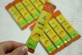 비타앤C 레몬맛, 망고맛 — 5점을 준 리뷰어가 2021년 4월 올린 사용 사진