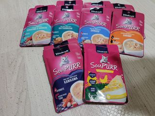 비타크래프트 고양이 수프 50g 3가지맛 x4팩씩 총 12팩 — 4.5점을 준 리뷰어가 2021년 8월 올린 사용 사진