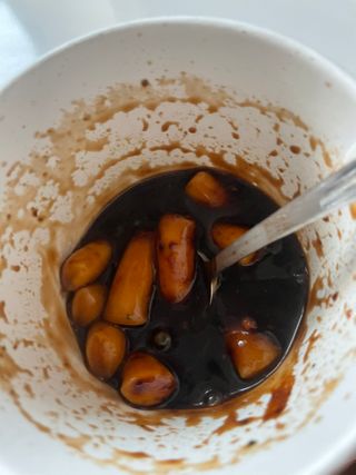 유비쿡 컵떡볶이 매운컵떡볶이2개/ 짜장컵떡볶이 2개  총 4개세트 — 5점을 준 리뷰어가 2021년 2월 올린 사용 사진