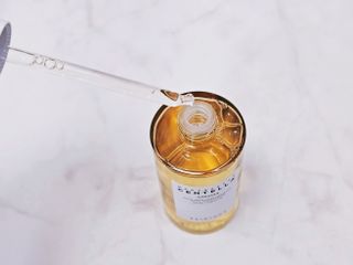 [스킨1004] 마다가스카르 센텔라 앰플 100ml — 5점을 준 리뷰어가 2024년 5월 올린 사용 사진