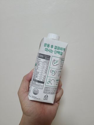 셀렉스스포츠 셀렉스 스포츠 웨이 프로틴 복숭아_ 330ml x 12팩 — 5점을 준 리뷰어가 2021년 8월 올린 사용 사진
