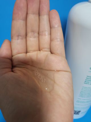 [닥터문] 센텔라 시카케어 화이트머스크 바디워시 1000ml — 5점을 준 리뷰어가 2023년 7월 올린 사용 사진